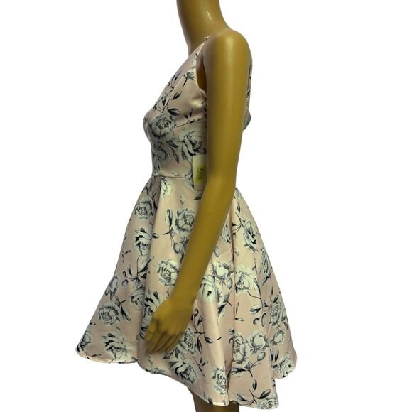 NWT B. Darlin Pink Floral Fit & Flare Puff Skirt 50s Housewife Dress Size 4 - Picture 4 of 8